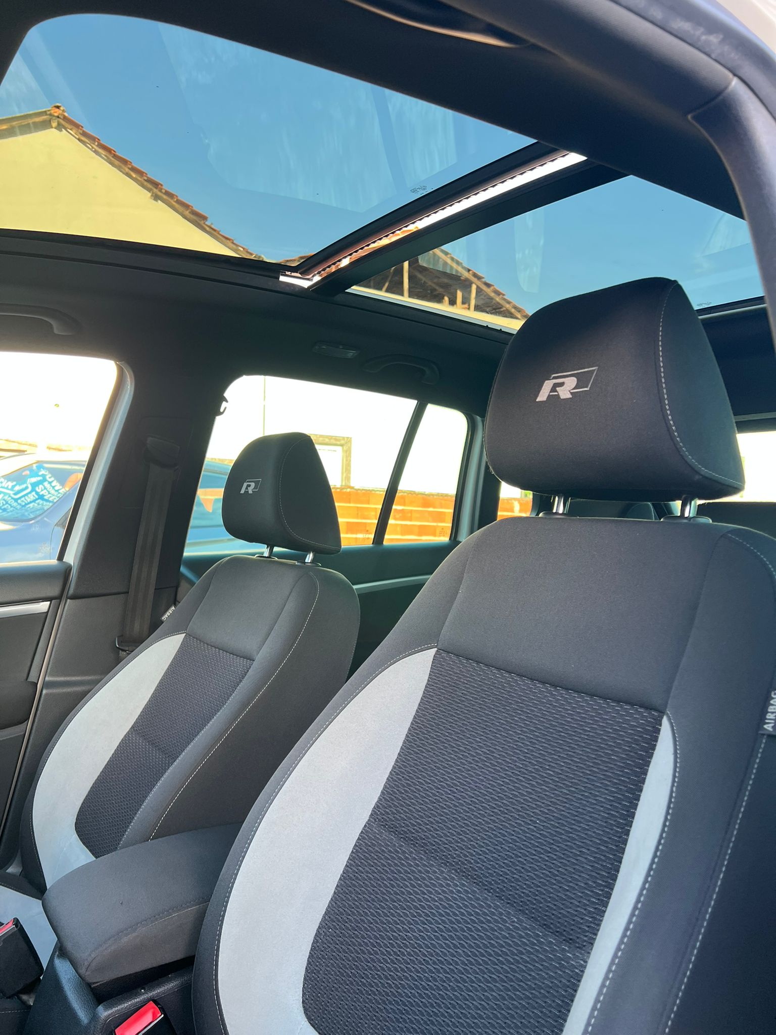 VW Tiguan 2.0 TDI R-Line DSG 4Motion