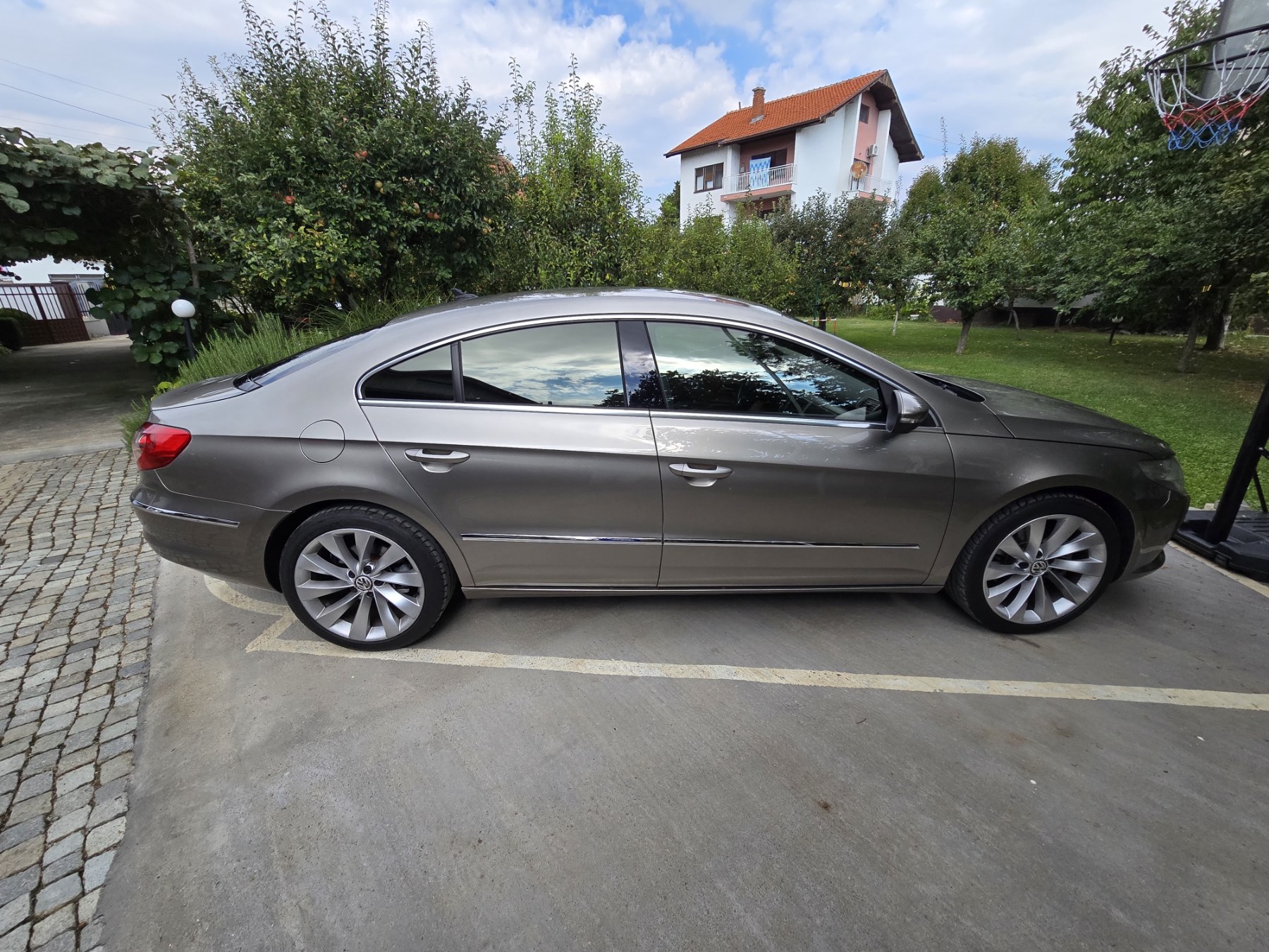 Volkswagen Passat CC 2.0 bluemotion