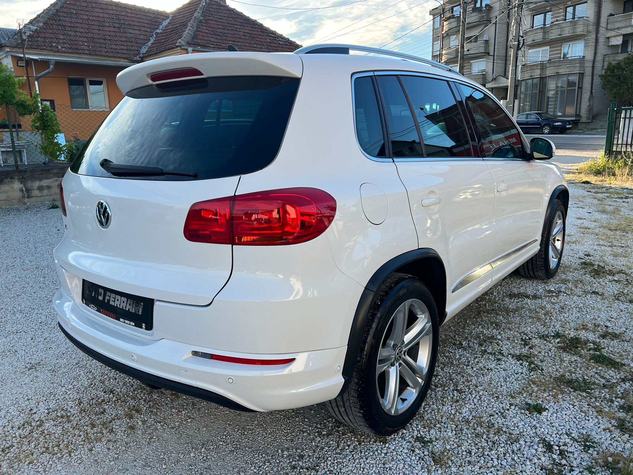VW Tiguan 2.0 TDI R-Line DSG 4Motion