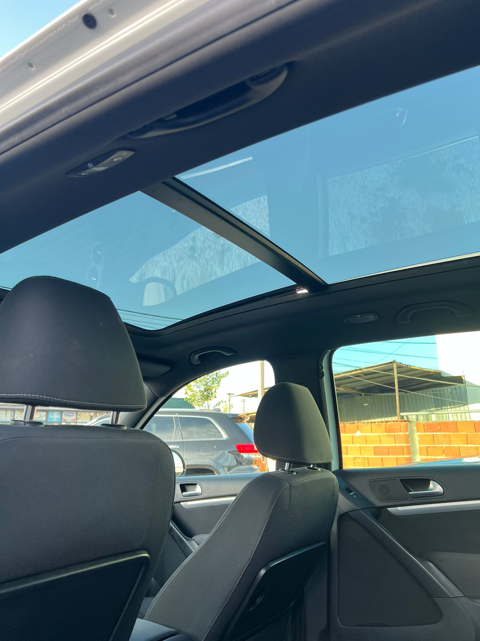 VW Tiguan 2.0 TDI R-Line DSG 4Motion