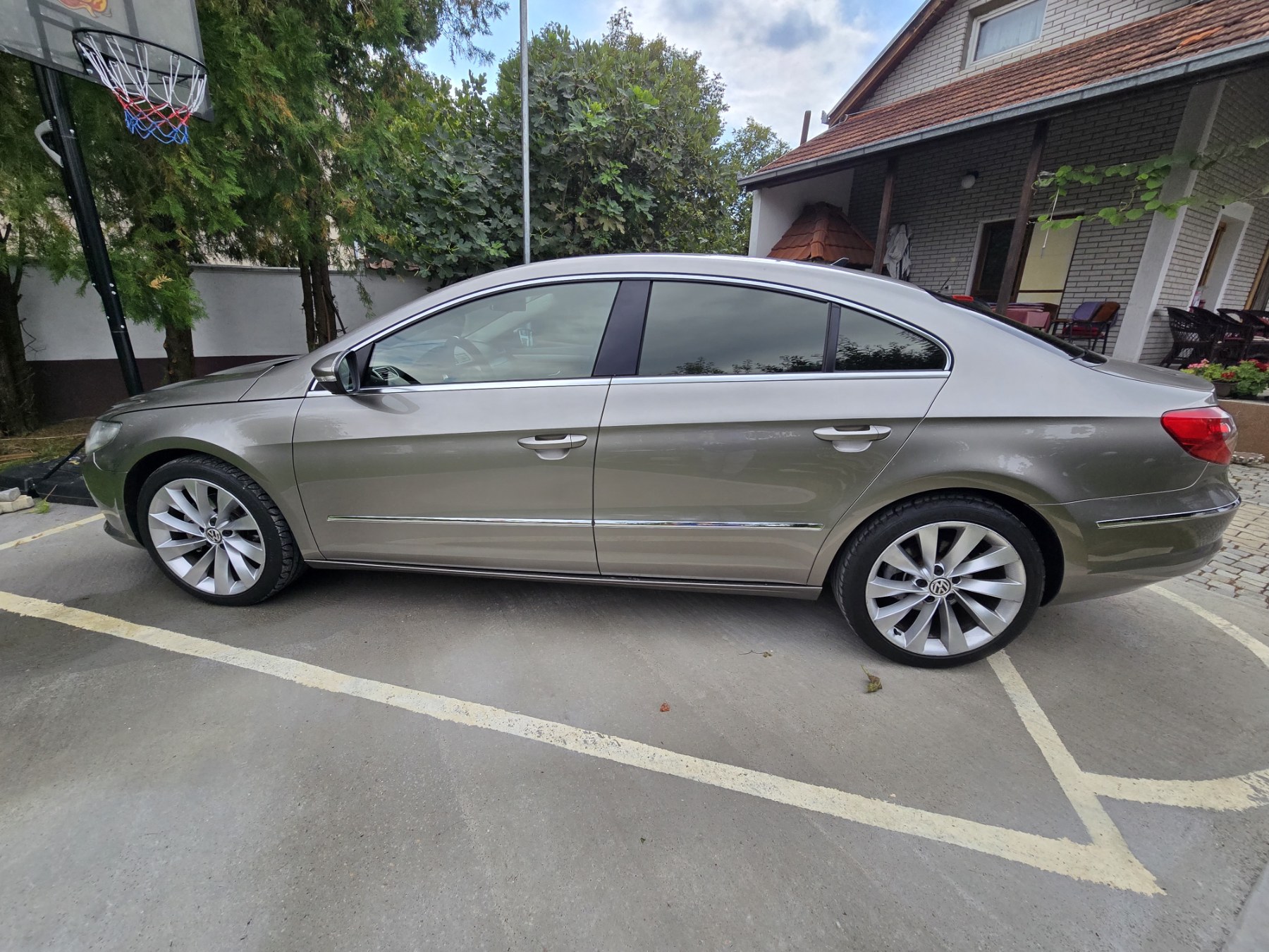 Volkswagen Passat CC 2.0 bluemotion