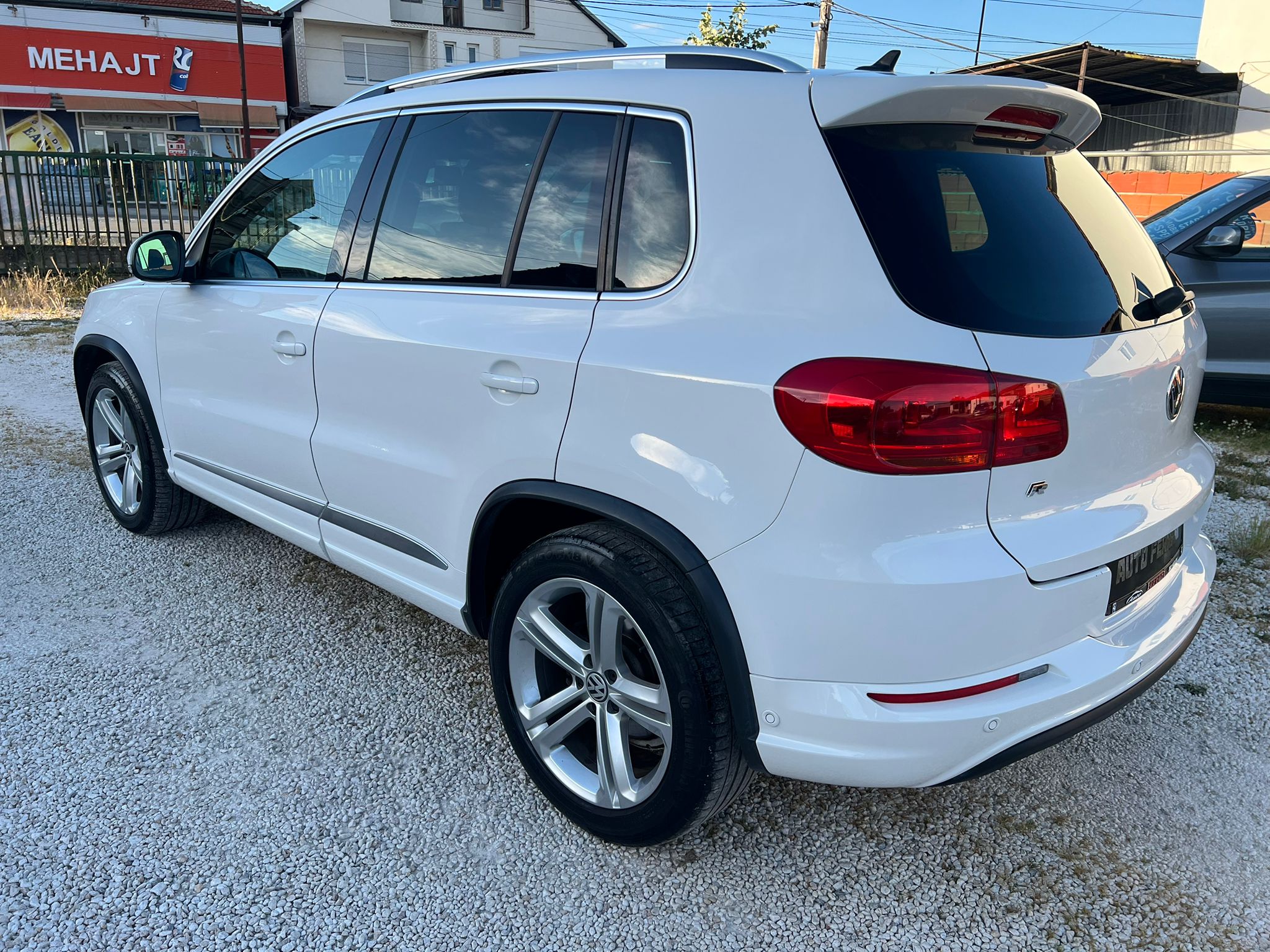 VW Tiguan 2.0 TDI R-Line DSG 4Motion